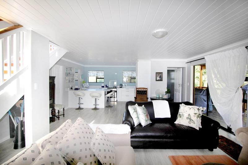 3 Bedroom Property for Sale in Outeniqua Strand Western Cape